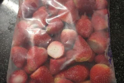 FROZEN STRAWBERRY
