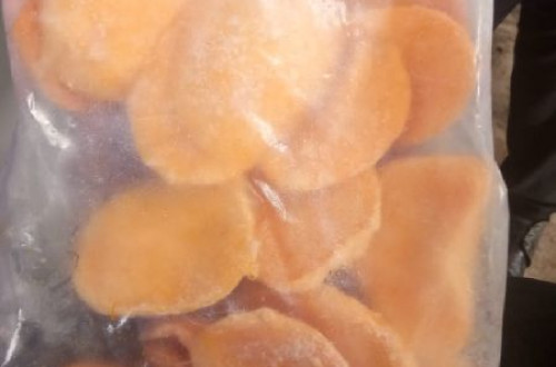 FROZEN ALPHANSO MANGO SLICE